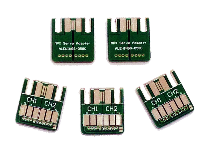 Cinque circuiti adattatori per connettori MPX a 6 contatti
